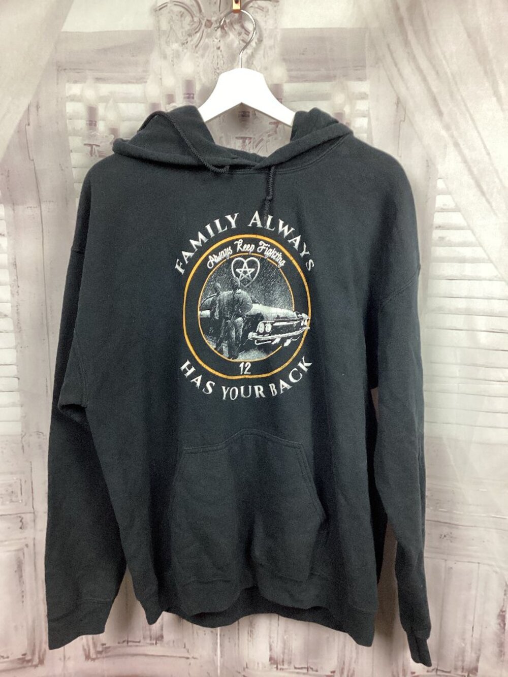 Supernatural “Family Always Has Your Back” Hoodie Black L